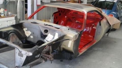 Dodge Challenger Full Resto - Before
