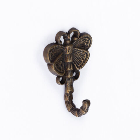 TINY BUTTERFLY HOOK