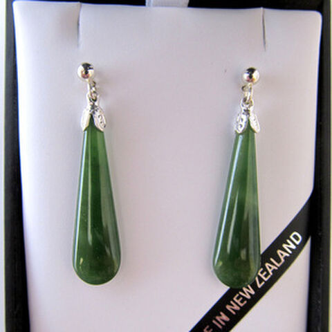 GREENSTONE DROP EARRINGS 3CM STG