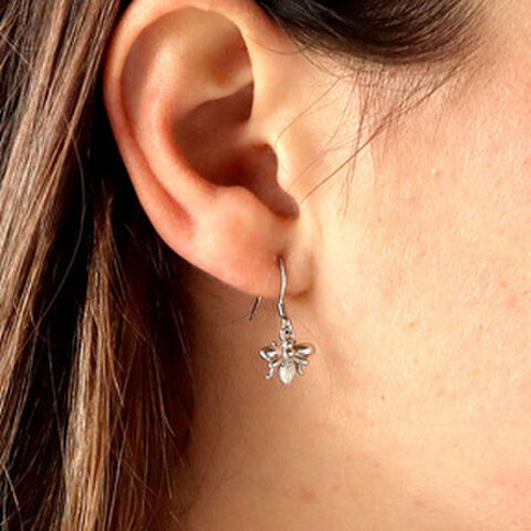 EARRINGS S/S BEE DROP