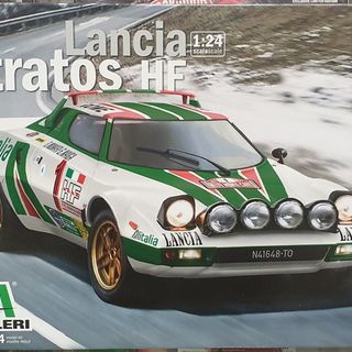 Lancia Stratos HF  Rally 1/24 Kitset Italeri