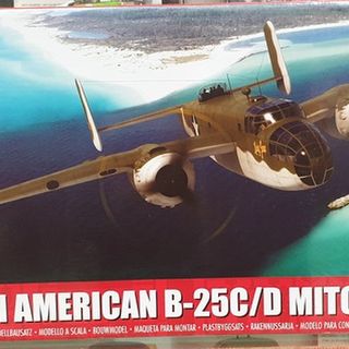 North American B-25C/D Mitchell Bomber Plane Kitset 1/72 Airfix