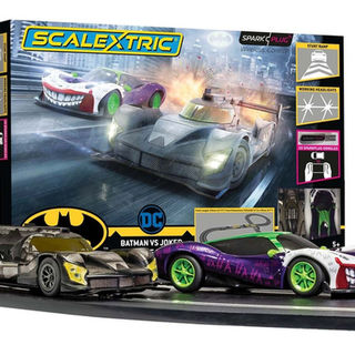 Scalextric Scale 1/32 SparkPlug Set: Batman VS Joker