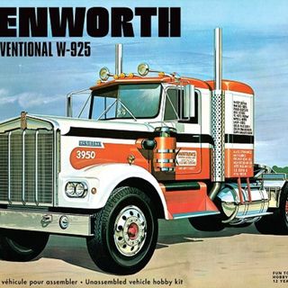 Kenworth W925 Truck AMT Kitset 1/25