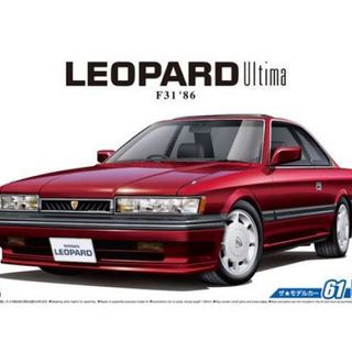 1986 Nissan UF31 Leopard 3.0 Ultima Aoshima 1/24