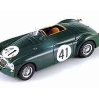 1955 MG EX182 #41 Locket & Miles 24H Le Mans Triple9 1/18