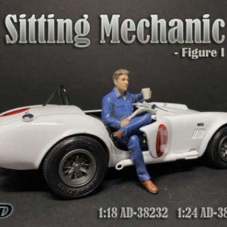 American Diorama 1/18 Sitting Mechanic 