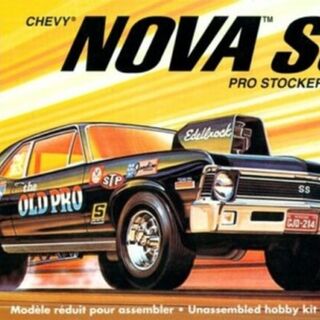 1972 Chevy Nova SS Pro Stocker AMT Kitset 1/25 with engine