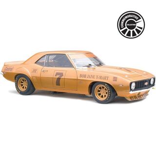 Chevrolet ZL-1 Camaro 1971 ATCC Winner 50th Anniversary GOLD Livery 1/18 Classic Carlectables