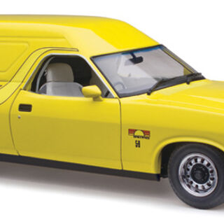 Ford XC Falcon Sundowner Pine  n Lime Classic Carlectables 1/18