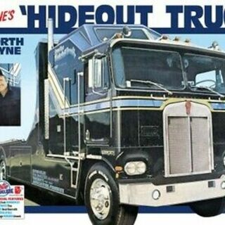 Kenworth Aerodyne Tyrone Malone Hideout Truck AMT Kitset 1/25