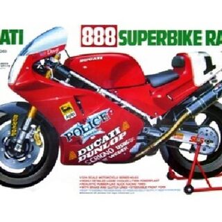 Ducati 888 Superbike RacerTamiya Kitset 1/12