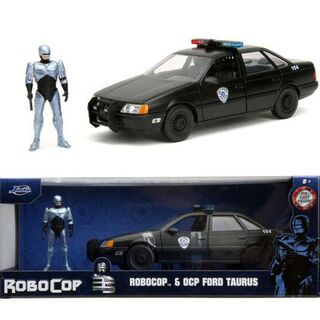Robocop - 1986 Ford Taurus with Robocop 1:24 Scale Set