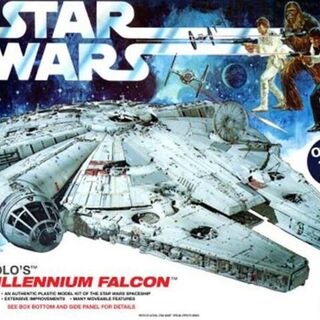 MPC STAR WARS: A NEW HOPE MILLENNIUM FALCON SCALE MODEL KIT