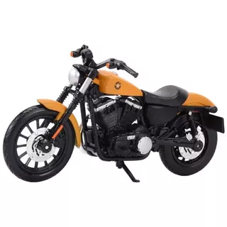 Maisto Harley-Davidson Sportster Iron 883 2014