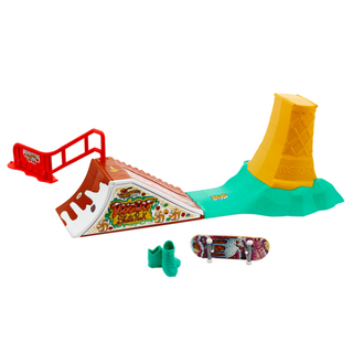 Hot Wheels Skate Dessert Skatepark