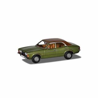 Ford Cortina Mk3 GXL Onyx Green Model Car - Corgi Vanguard 1/43