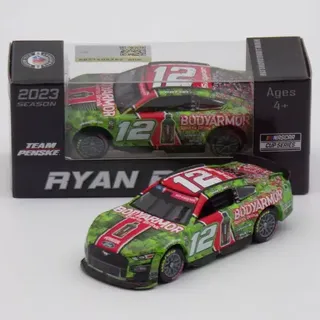 2023 Ford Mustang Ryan Blaney Body Armor Camo Charlotte Speedway 1/64 Lionel Racing Nascar