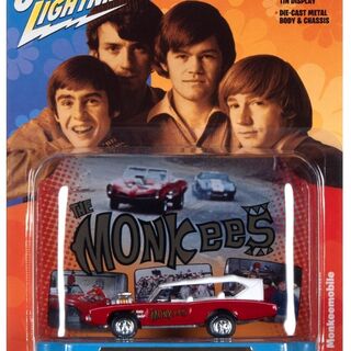 JOHNNY LIGHTNING SILVER SCREEN MACHINES DIORAMA 2023 THE MONKEES – 1:64 SCALE DIECAST