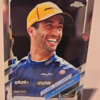 2021 Topps Chrome Formula 1 Daniel Ricciardo Refractor