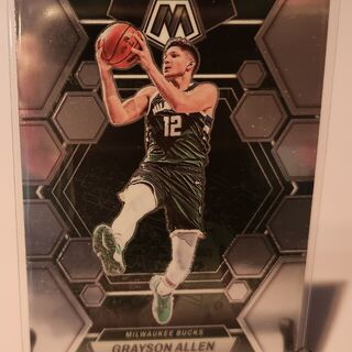 2022-23 Panini Mosaic Grayson Allen Silver Prizm 144 Milwaukee Bucks