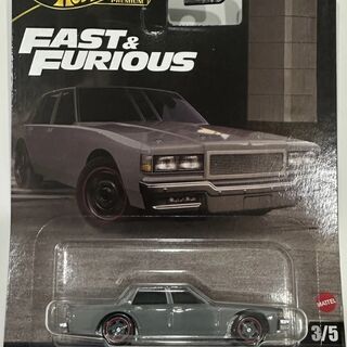 Hotwheels Premium Fast and Furious 1987 Chevy Caprice 3/5