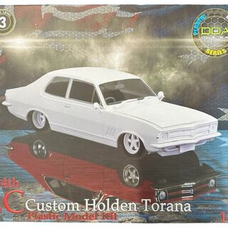 DDA 1:24 Custom LC Holden Torana V8 Plastic Kitset