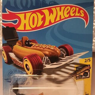 Hot Wheels HW Fast Foodie 2/5 Street Wiener - Treasure Hunt