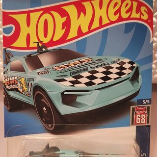 Hot Wheels HW Sports 5/5 Rise N Climb - Treasure Hunt
