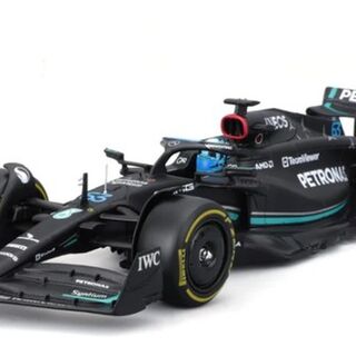 Bburago Mercedes AMG F1 W14 E Performance #63 Russell - 1:24