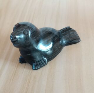 Silver sheen Obsidian Seal