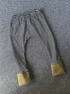 Harem Pants Size 9-12m - Striped/Olive