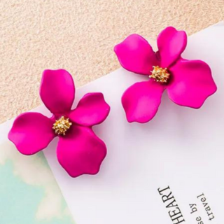 Dainty Flower Bloom Earrings Pink