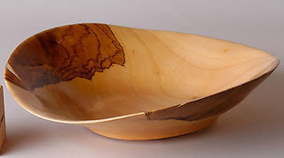 Hand-turned Bowls & Platters