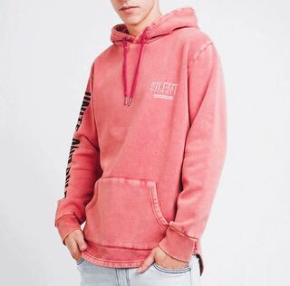 Silent Theory - On End Hoodie Red