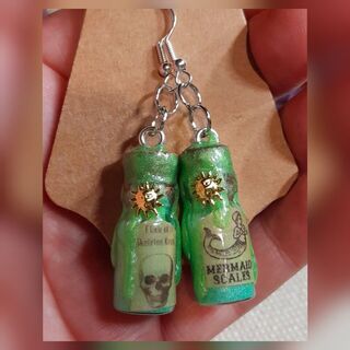 SKULL & MERMAID POTION EARRINGS