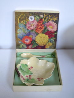 Carlton Ware Red Currant Boxed Dish & Spoon
