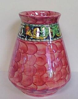 Maling Pink Thumbprint Vase