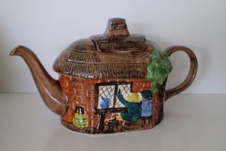 Tony Wood Cottage Teapot