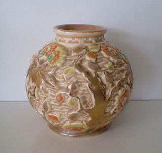 H J Wood Indian Tree Vase
