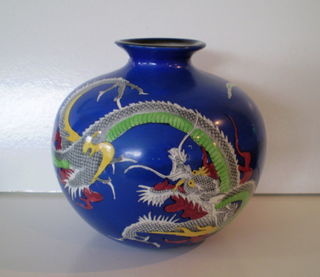Bishop & Stonier Bisto Dragon Vase