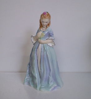 Royal Worcester Figurine 'Sweet Anne'