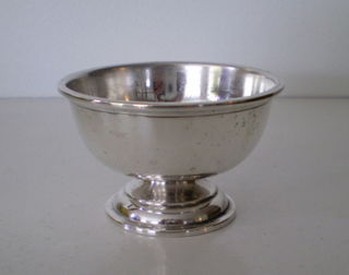 Sterling silver pedestal dish, marked Sterling 9084