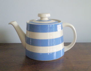 Cornishware Teapot