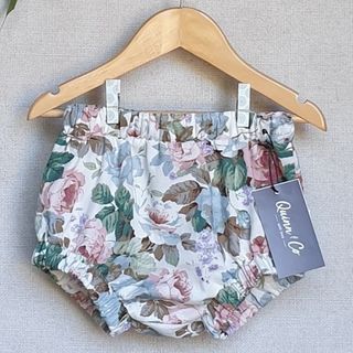Old-fashioned Floral