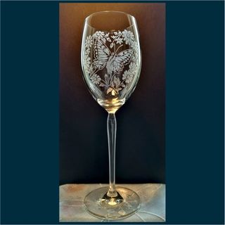 Wine Glass with Butterfly