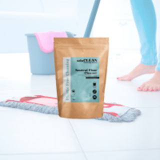 Soluble sachets for floor cleaning