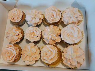 Floral themed Cupcakes