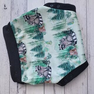 Racoon Mama Comfy Cover Medium