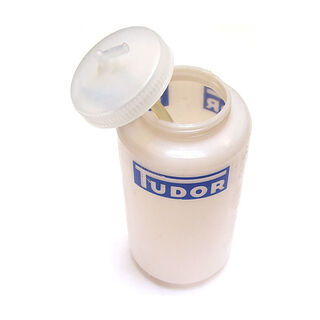 GWW918 Cylindrical washer bottle to suit earlier cars